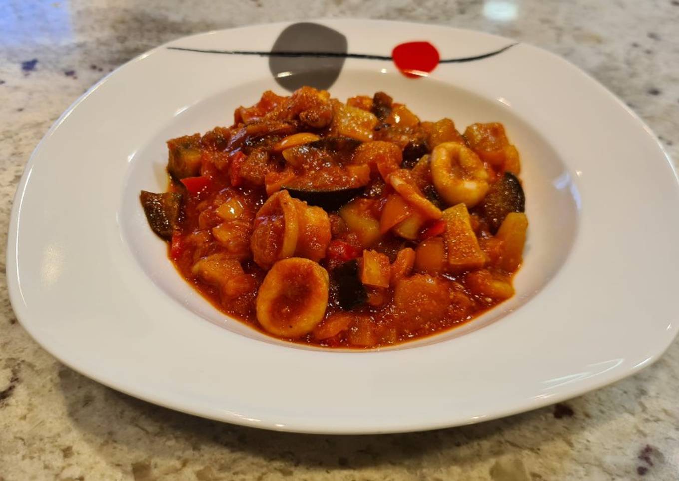 Pisto de chipirones