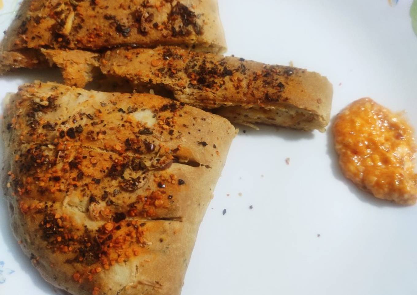 Cheesy Garlic Bread with cheesy dip