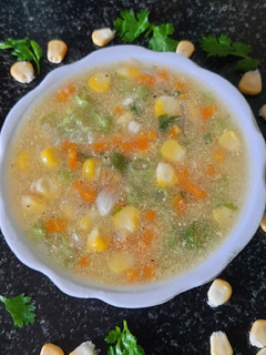 ஸ்வீட் கார்ன் சூப்(Sweet corn soup recipe in tamil) செய்முறை முக்கிய புகைப்படம்