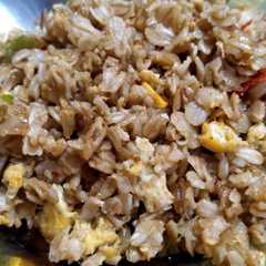 Nasi goreng oatmeal (gandum utuh) রেসিপির প্রধান ছবি
