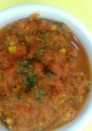 A picture of Garlic Tomato Salsa Sauce.