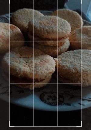 Una foto de Alfajores de coco y dulce de leche