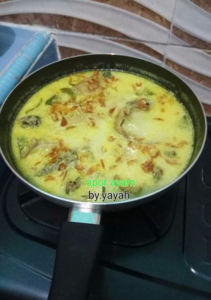 Foto resep Opor Ayam Kuning