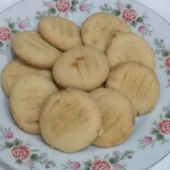 A picture of Milk Biscuits 🫓 🫓.
