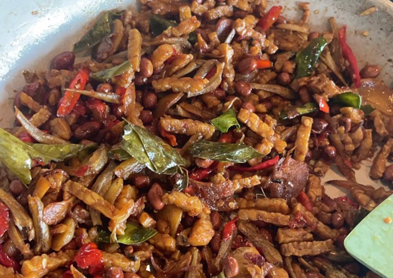 Orek tempe ikan asin