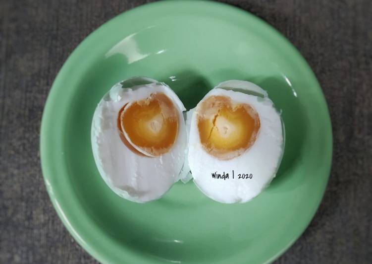 Bagaimana Menyiapkan Telur Asin Homemade, Bikin Ngiler