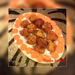 A picture of Dal suji pakode.