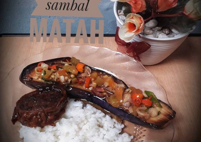 Langkah Mudah untuk Membuat Terong sambal matah, Bisa Manjain Lidah