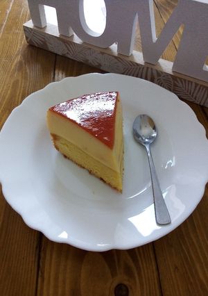 O poză a rețetei Tort cu cremă de zahăr ars 🍮.