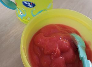 Foto resep Pure jambu biji + kurma (6mo+)