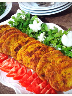 عکسی از دستور کوکو سیب زمینی با شوید و نعناع خشک