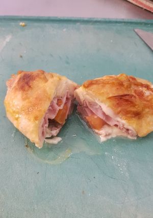 Una foto de Pollo caprese