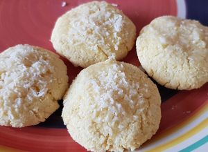 Una foto de Galletitas de coco bajas en carbo