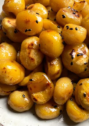 A picture of Glazed Chestnuts.