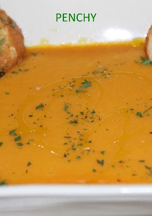 Foto principal de Crema melosa de calabaza con bruschettas