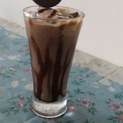 A picture of Oreo milkshake.