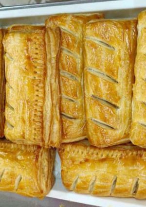 A picture of Sausage rolls.