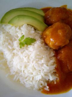 Una foto de Albóndigas de ternera y berenjena