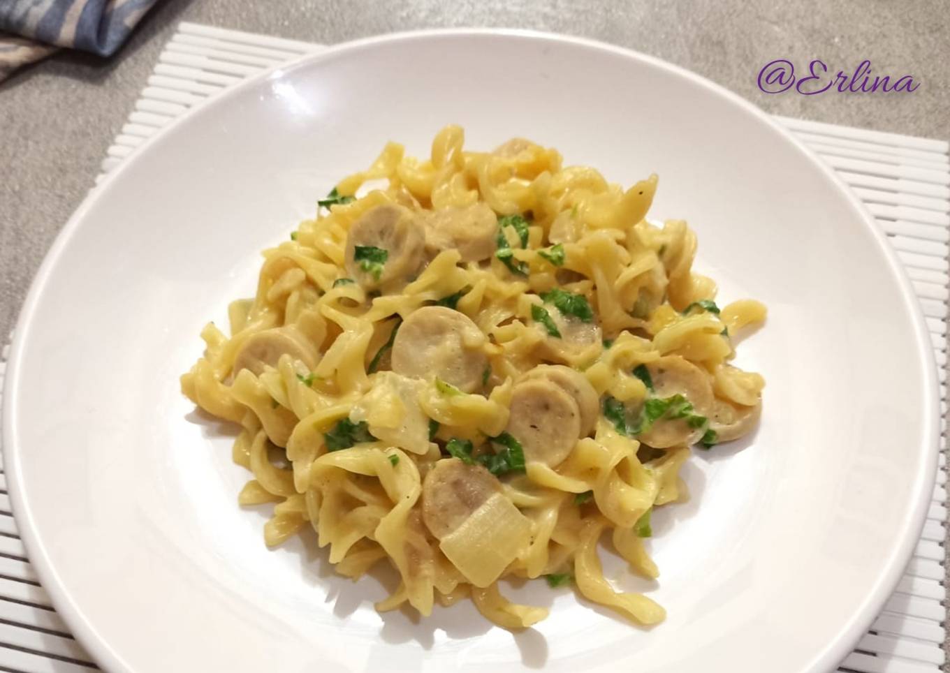 Bagaimana Menyiapkan Fusili Carbonara Anti Gagal