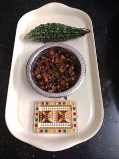 *பாகற்காய் ஃபிரை*(bittergourd fry recipe in tamil) செய்முறை முக்கிய புகைப்படம்