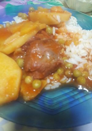 Una foto de Estofado de carne y cerdo
