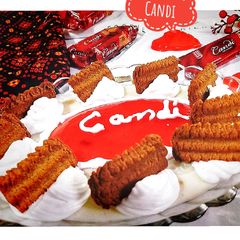 A picture of Candi biscuits dessert.