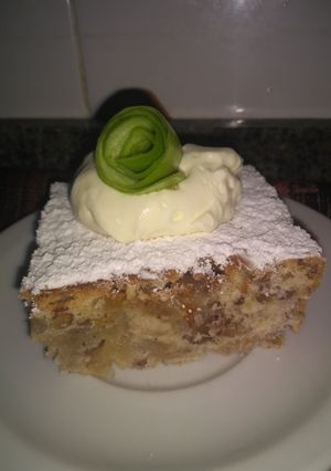 Una foto de Torta de canela, manzana y nueces🍏