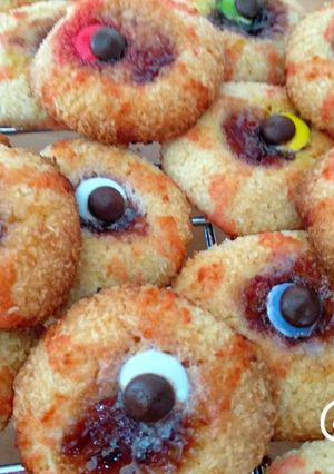 Una foto de 28.🍪Galletas "Ojos de Coco" para Halloween🥥