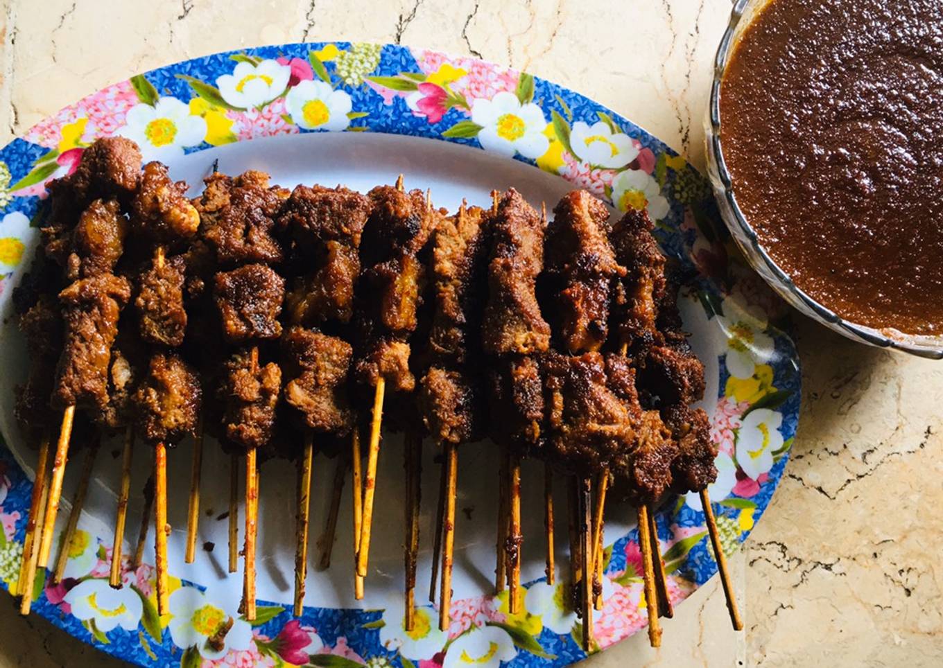 Sate Daging Bumbu Kacang