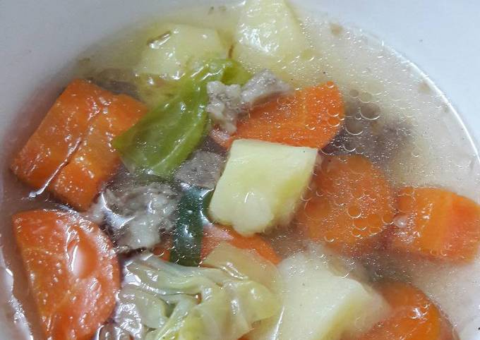 Sup Iga Sapi & Sambal Kencur