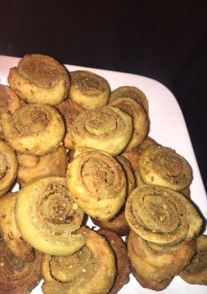 A picture of Homemade Bhakharwadi.