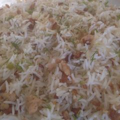 A picture of Czenpotrice with grained chicken and dill.