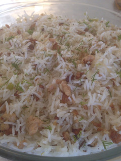 A picture of Czenpotrice with grained chicken and dill.