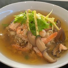 A picture of Oat Shiitake Mushroom Soup with Prawns.