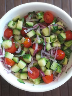 Foto de Salada de Abobrinha e Tomatinhos
