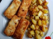Una foto di patate al rosmarino