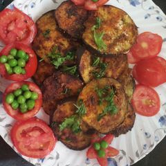 A picture of Vangya che kap (crisp Brinjal Slices).