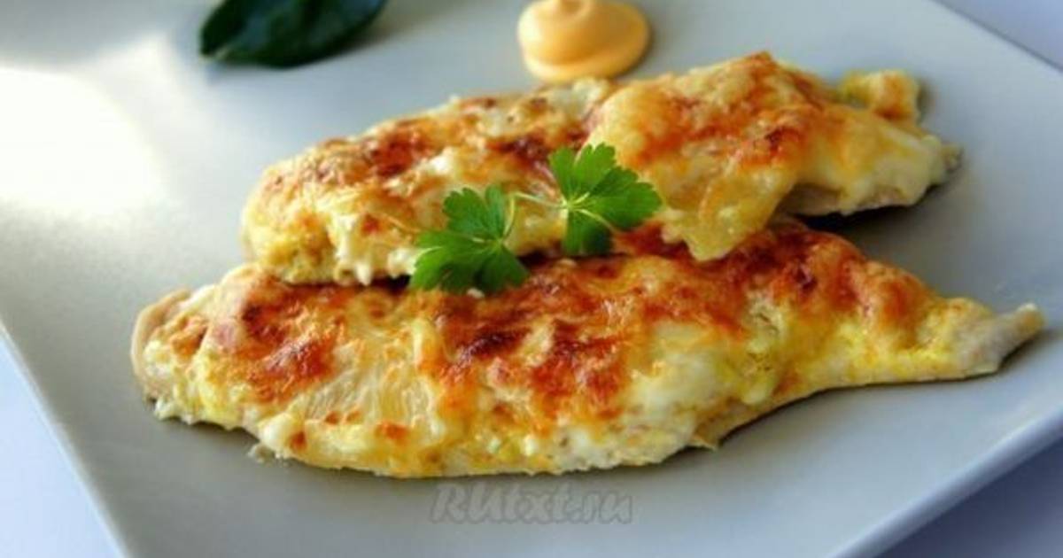 Куриное филе с ананасами с сыром в духовке рецепт с фото пошагово