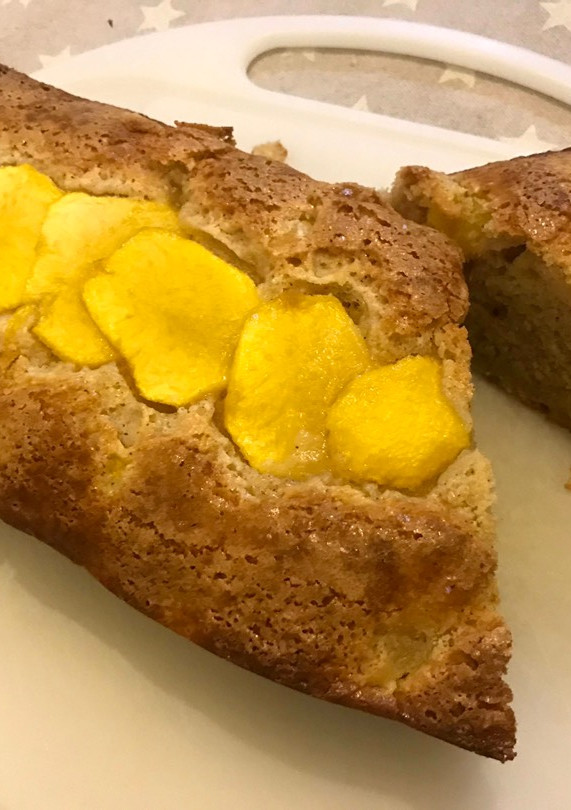 Una foto de Bizcocho de Melocotón (sin huevos)