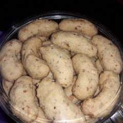 รูปของ Kue kacang Aka kue bimoli