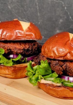 A picture of Chicken Chaap Burger.