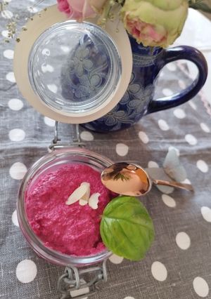 Une photo de Girly Houmous