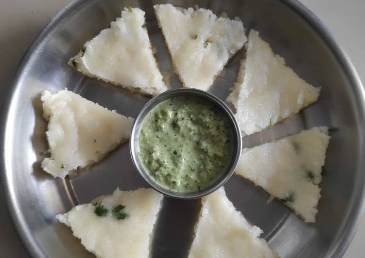 Recipe of Favorite Steamed Suji/Rava Triangles