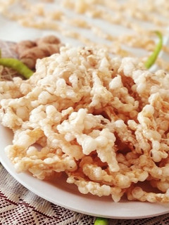 સાબુદાણા બટાકા ની ચકરી (Sabudana Bataka Chakri Recipe In Gujarati) રેસીપી મુખ્ય ફોટો