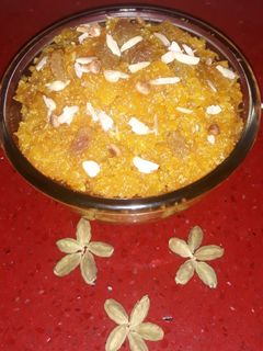 कद्दू का हलवा (kaddu ka halwa recipe in Hindi) रेसिपी मुख्य फोटो
