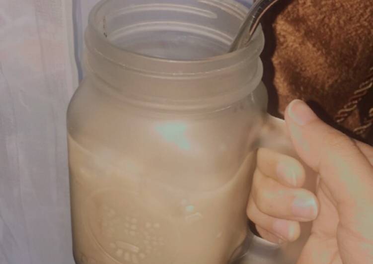 Langkah Mudah untuk Memasak Kopi susu gula aren yang merasakan kenyamanan