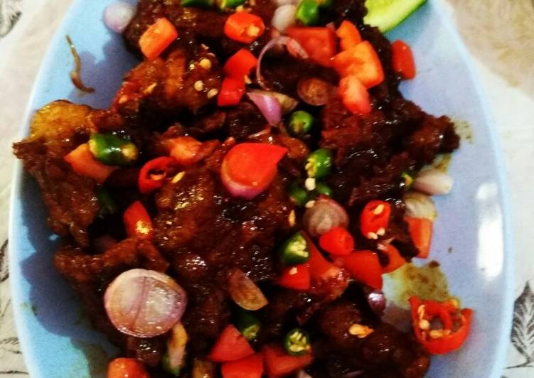 Sate goreng sapi bukan semur /kecap�?