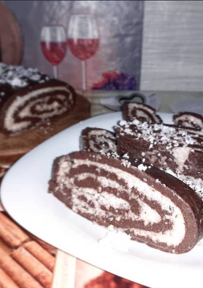 Кокосовий рулет