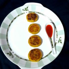A picture of Rava Potato Cutlets.