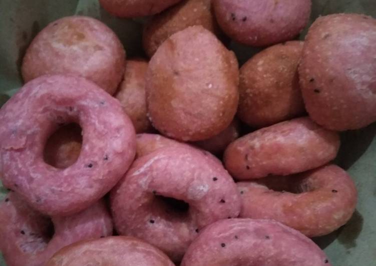 Cara Gampang Membuat Donat empuk buah naga no telur yang Lezat